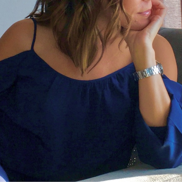 Lilly Pulitzer Candice Cold Shoulder Top 100% Silk True Navy, Sz Medium - Picture 2 of 9